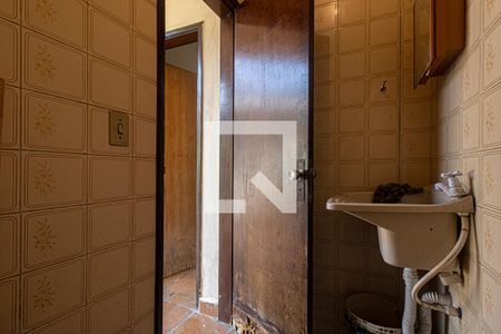 Casa para alugar com 214m², 3 quartos e 2 vagas Casa para alugar com 214m², 3 quartos e 2 vagasBanheiro de Serviço