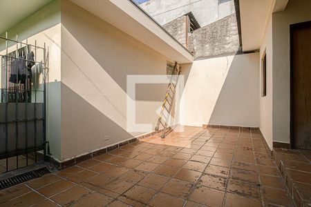 Casa para alugar com 214m², 3 quartos e 2 vagas Casa para alugar com 214m², 3 quartos e 2 vagasQuintal