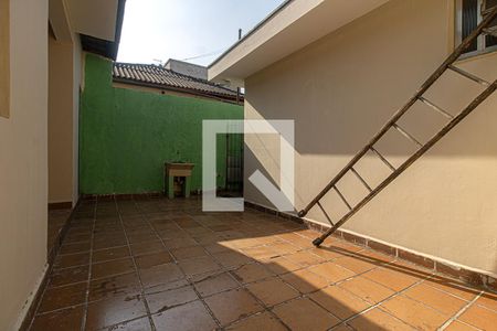 Casa para alugar com 214m², 3 quartos e 2 vagas Casa para alugar com 214m², 3 quartos e 2 vagasQuintal