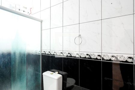 Casa à venda com 145m², 3 quartos e 2 vagas Casa à venda com 145m², 3 quartos e 2 vagasBanheiro da Suíte