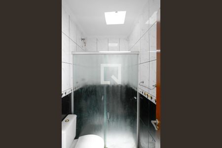 Casa à venda com 145m², 3 quartos e 2 vagas Casa à venda com 145m², 3 quartos e 2 vagasBanheiro Social