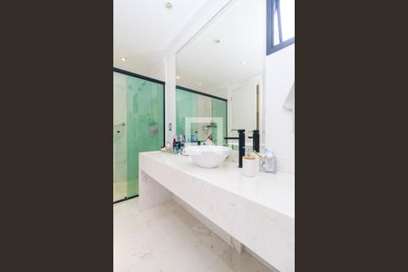 Apartamento à venda com 151m², 2 quartos e 2 vagasSuíte Principal - Banheiro