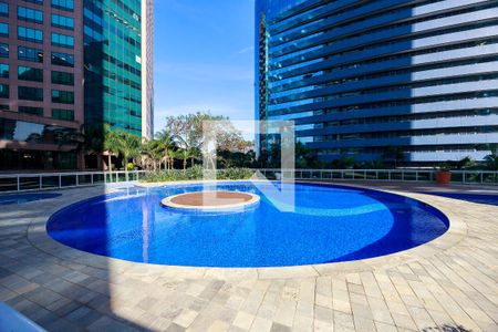 Apartamento à venda com 151m², 2 quartos e 2 vagasPiscina