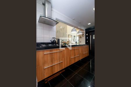 Apartamento à venda com 151m², 2 quartos e 2 vagasCozinha