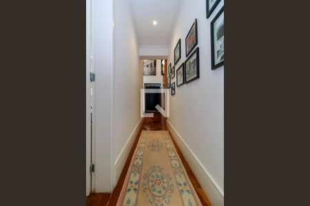 Apartamento à venda com 151m², 2 quartos e 2 vagasCorredor