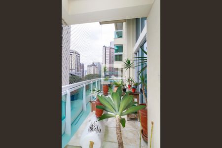 Apartamento à venda com 151m², 2 quartos e 2 vagasSuíte Principal - Varanda