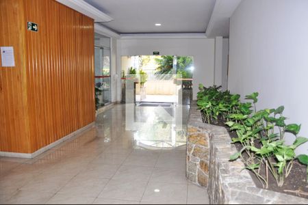 Apartamento à venda com 69m², 2 quartos e 1 vagaHall de entrada