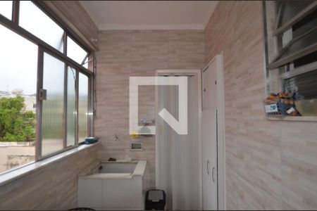 Apartamento à venda com 68m², 2 quartos e 1 vagaÁrea de Serviço