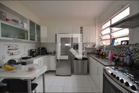 Apartamento à venda com 68m², 2 quartos e 1 vagaCozinha