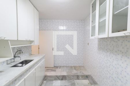 Apartamento à venda com 56m², 2 quartos e 1 vaga Apartamento à venda com 56m², 2 quartos e 1 vagaCozinha