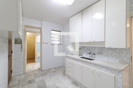Apartamento à venda com 56m², 2 quartos e 1 vaga Apartamento à venda com 56m², 2 quartos e 1 vagaCozinha