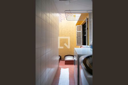 Casa à venda com 342m², 3 quartos e 2 vagasLavanderia 