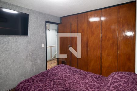 Casa à venda com 342m², 3 quartos e 2 vagasQuarto