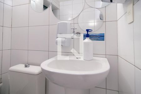 Casa à venda com 342m², 3 quartos e 2 vagasBanheiro Área externa 