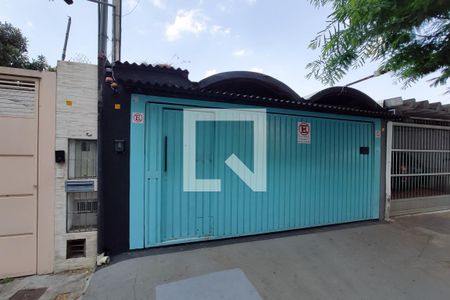 Casa à venda com 342m², 3 quartos e 2 vagasFachada