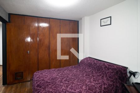 Casa à venda com 342m², 3 quartos e 2 vagasQuarto