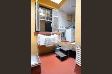 Casa à venda com 342m², 3 quartos e 2 vagasLavanderia 