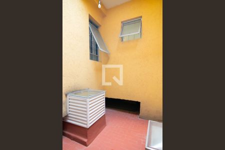 Casa à venda com 342m², 3 quartos e 2 vagasLavanderia 