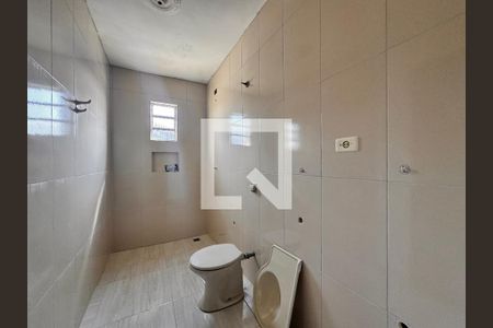 Banheiro/ lavanderia  de apartamento para alugar com 1 quarto, 41m² em Jardim Rina, Santo André