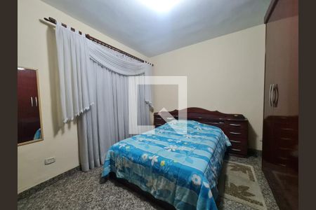 Casa à venda com 150m², 4 quartos e 1 vaga Casa à venda com 150m², 4 quartos e 1 vagaQuarto1