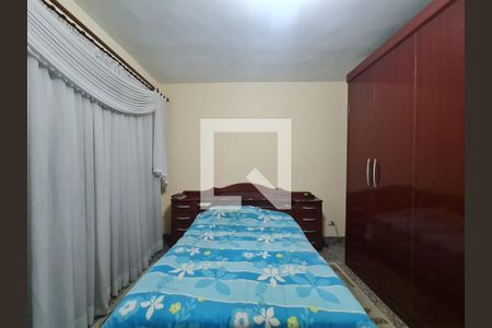 Casa à venda com 150m², 4 quartos e 1 vaga Casa à venda com 150m², 4 quartos e 1 vagaQuarto1