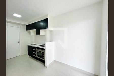 Sala/Cozinha de apartamento para alugar com 1 quarto, 32m² em Socorro, São Paulo