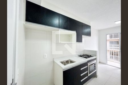 Cozinha de apartamento para alugar com 1 quarto, 32m² em Socorro, São Paulo