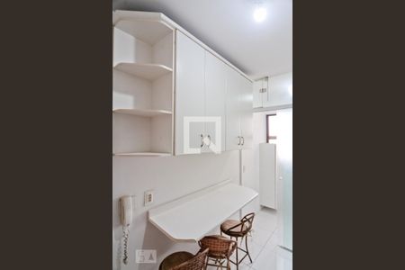 Apartamento para alugar com 80m², 3 quartos e 1 vaga