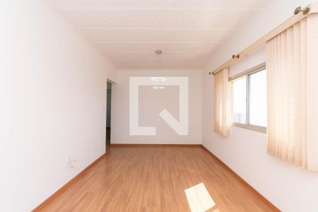 Apartamento à venda com 70m², 2 quartos e 1 vaga Apartamento à venda com 70m², 2 quartos e 1 vagaSala
