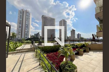 Apartamento à venda com 42m², 1 quarto e sem vaga Apartamento à venda com 42m², 1 quarto e sem vagaÁrea comum - Piscina