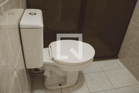 Banheiro de apartamento para alugar com 3 quartos, 84m² em Parada Inglesa, São Paulo