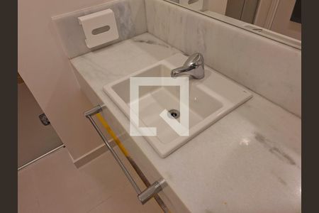 Studio para alugar com 35m², 1 quarto e 1 vaga Studio para alugar com 35m², 1 quarto e 1 vagaBanheiro