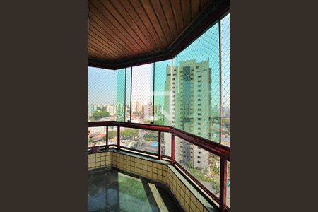 Apartamento à venda com 176m², 3 quartos e 3 vagasSuíte 3 Sacada