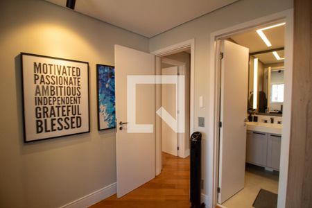 Apartamento à venda com 84m², 2 quartos e 2 vagasSuíte 2