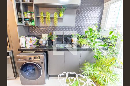 Apartamento à venda com 75m², 2 quartos e 1 vagaVaranda e Área de Serviço