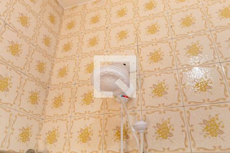 Casa à venda com 189m², 3 quartos e 3 vagasChuveiro