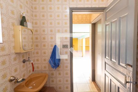 Casa à venda com 189m², 3 quartos e 3 vagasBanheiro 2