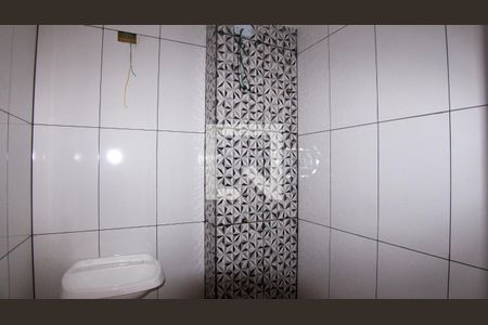 Apartamento à venda com 38m², 2 quartos e 1 vaga Apartamento à venda com 38m², 2 quartos e 1 vagaBanheiro