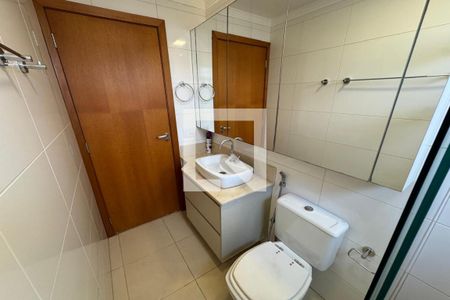 Apartamento para alugar com 122m², 3 quartos e 2 vagas Apartamento para alugar com 122m², 3 quartos e 2 vagasBanheiro da Suíte 01