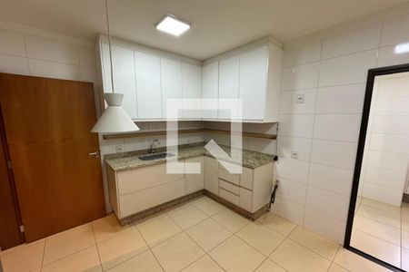Apartamento para alugar com 122m², 3 quartos e 2 vagas Apartamento para alugar com 122m², 3 quartos e 2 vagasCozinha
