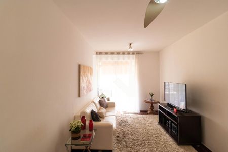 Sala de apartamento à venda com 2 quartos, 73m² em Taquaral, Campinas