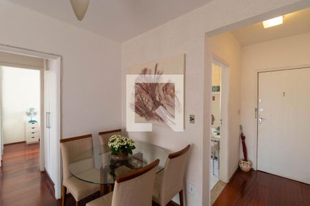 Sala de apartamento à venda com 2 quartos, 73m² em Taquaral, Campinas