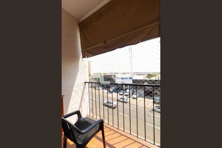 Sacada Sala de apartamento à venda com 2 quartos, 73m² em Taquaral, Campinas