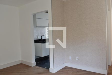 Sala de apartamento para alugar com 2 quartos, 47m² em Santa Cândida, Curitiba