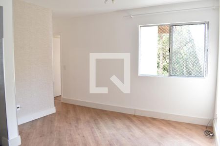 Sala de apartamento para alugar com 2 quartos, 47m² em Santa Cândida, Curitiba