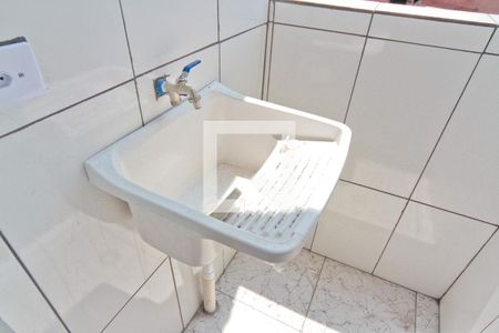 Casa para alugar com 30m², 1 quarto e sem vagaÁrea de Serviço