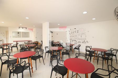 Apartamento para alugar com 76m², 3 quartos e 1 vagaÁrea Comum - Salão de festas