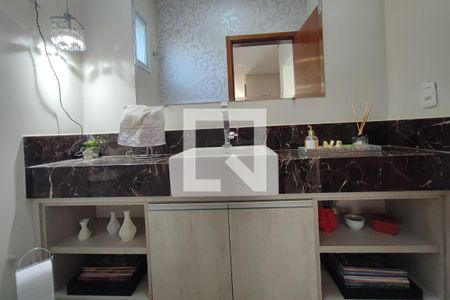 Casa de condomínio à venda com 360m², 4 quartos e 6 vagas Casa de condomínio à venda com 360m², 4 quartos e 6 vagasLavabo