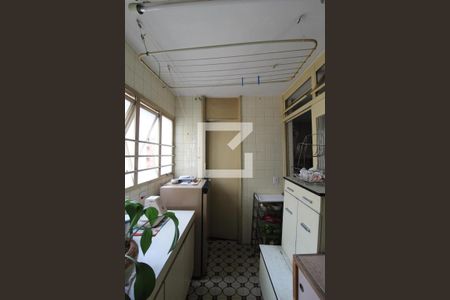 Apartamento à venda com 117m², 3 quartos e 1 vagaÁrea de Serviço