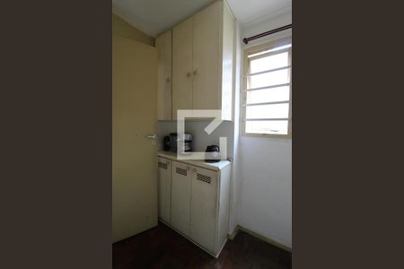 Apartamento à venda com 117m², 3 quartos e 1 vagaÁrea de Serviço